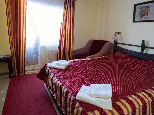 100 Metriv Vid Vytyagu Hotel Bukovel Room photo